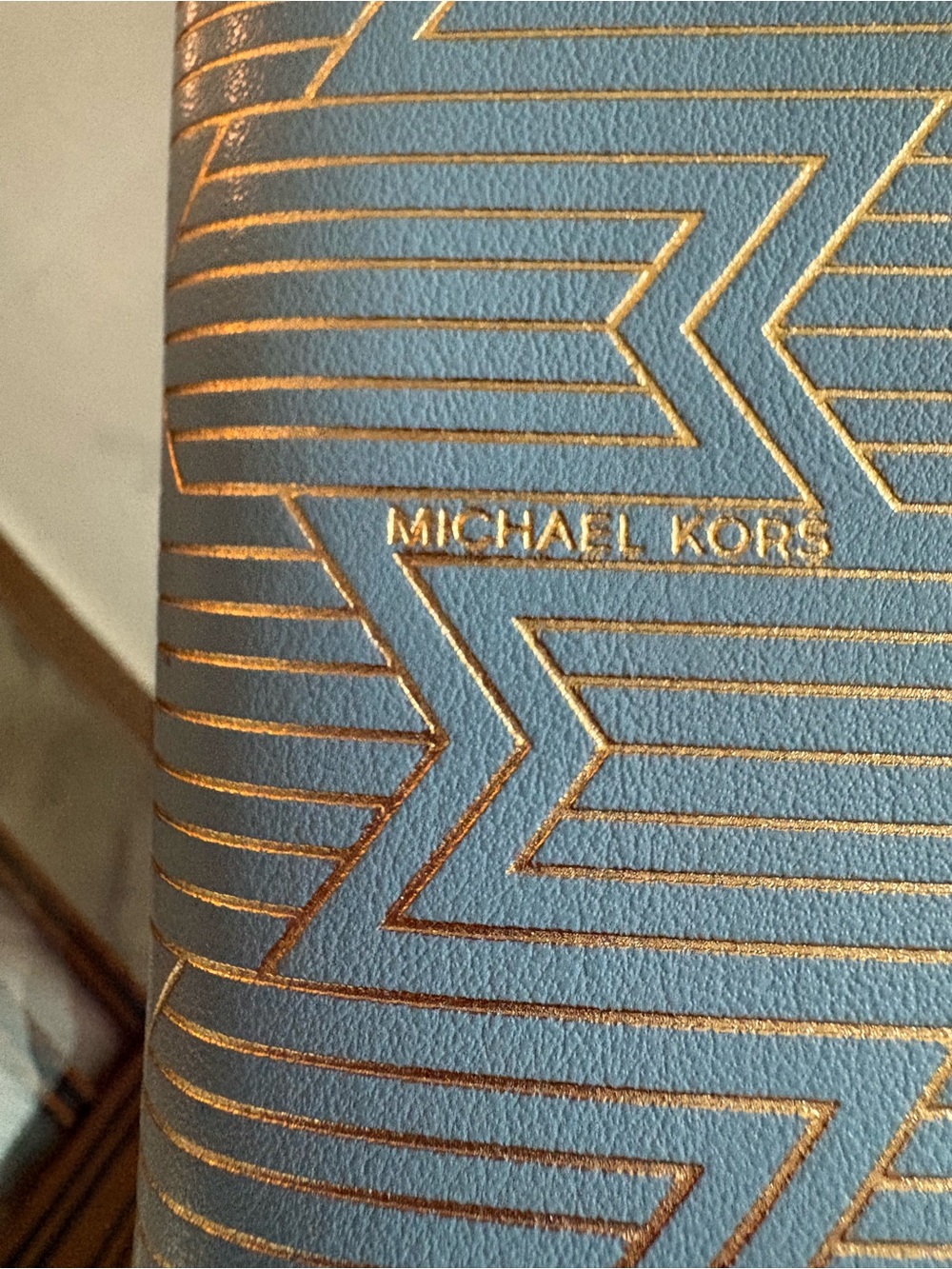 🩵💛MICHAEL KORS DOUBLE ZIP POWDER BLUE & GOLD METALLIC LEATHER ART DECO WRISTLET! - Picture 5 of 7